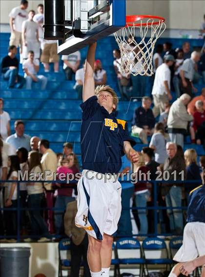 Thumbnail 3 in Highland Park vs. Liberty (UIL 4A Bi-District Playoffs) photogallery.