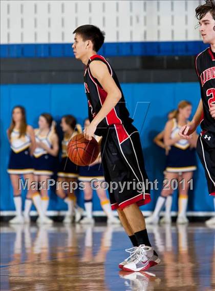 Thumbnail 1 in Highland Park vs. Liberty (UIL 4A Bi-District Playoffs) photogallery.