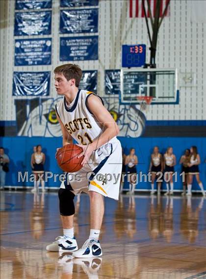 Thumbnail 2 in Highland Park vs. Liberty (UIL 4A Bi-District Playoffs) photogallery.