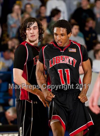 Thumbnail 1 in Highland Park vs. Liberty (UIL 4A Bi-District Playoffs) photogallery.
