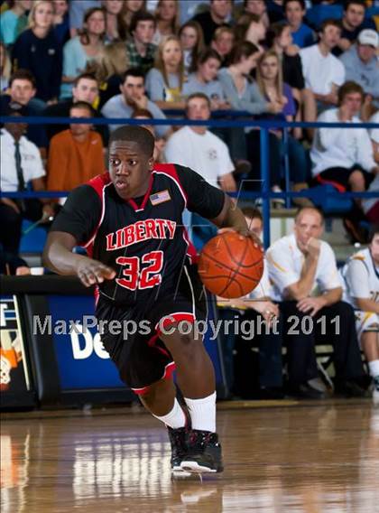 Thumbnail 2 in Highland Park vs. Liberty (UIL 4A Bi-District Playoffs) photogallery.