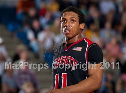 Thumbnail 1 in Highland Park vs. Liberty (UIL 4A Bi-District Playoffs) photogallery.