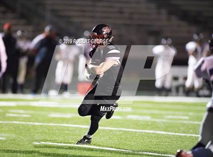 Thumbnail 1 in Pilaski vs. Muskego (WIAA D1 Round 1) photogallery.