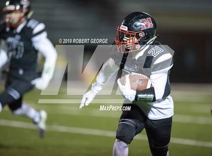 Thumbnail 3 in Pilaski vs. Muskego (WIAA D1 Round 1) photogallery.