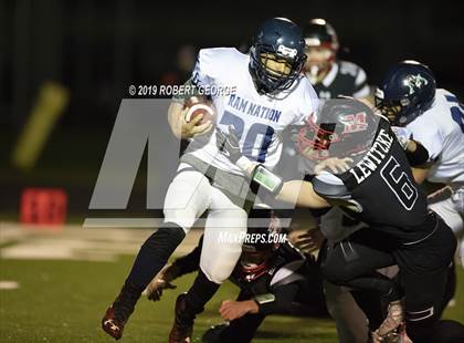 Thumbnail 1 in Pilaski vs. Muskego (WIAA D1 Round 1) photogallery.