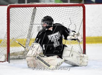 Thumbnail 3 in Tri-Town @ Lyman Hall/Haddam-Killingworth/Coginchaug (CIAC D3 1st Round) photogallery.