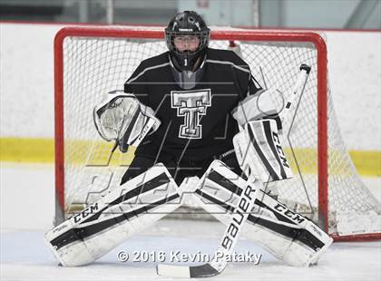 Thumbnail 3 in Tri-Town @ Lyman Hall/Haddam-Killingworth/Coginchaug (CIAC D3 1st Round) photogallery.