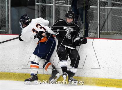 Thumbnail 3 in Tri-Town @ Lyman Hall/Haddam-Killingworth/Coginchaug (CIAC D3 1st Round) photogallery.