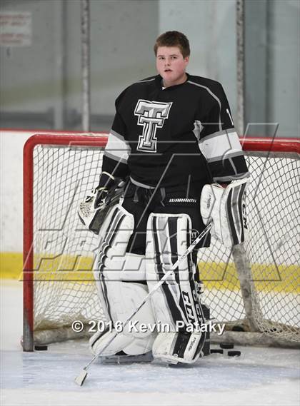 Thumbnail 2 in Tri-Town @ Lyman Hall/Haddam-Killingworth/Coginchaug (CIAC D3 1st Round) photogallery.
