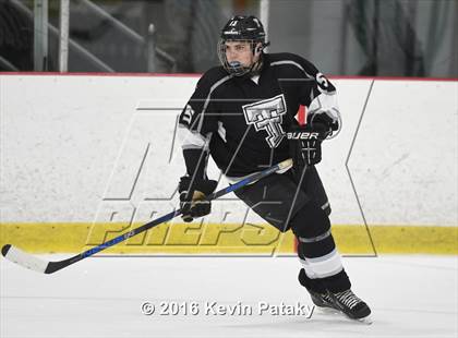 Thumbnail 1 in Tri-Town @ Lyman Hall/Haddam-Killingworth/Coginchaug (CIAC D3 1st Round) photogallery.