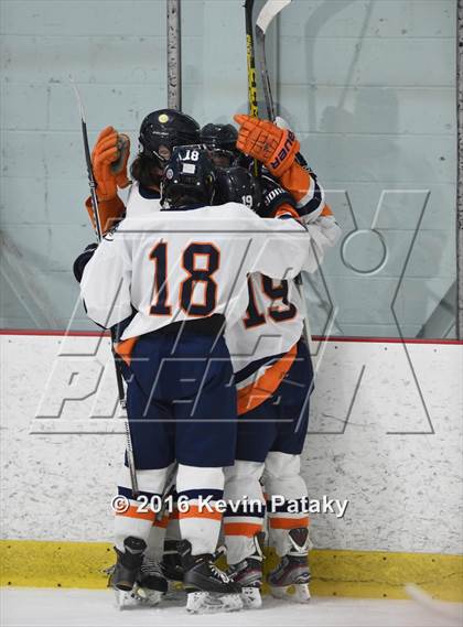 Thumbnail 3 in Tri-Town @ Lyman Hall/Haddam-Killingworth/Coginchaug (CIAC D3 1st Round) photogallery.