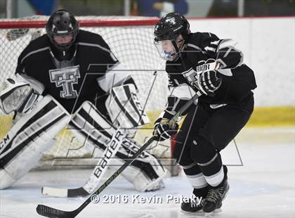 Thumbnail 3 in Tri-Town @ Lyman Hall/Haddam-Killingworth/Coginchaug (CIAC D3 1st Round) photogallery.