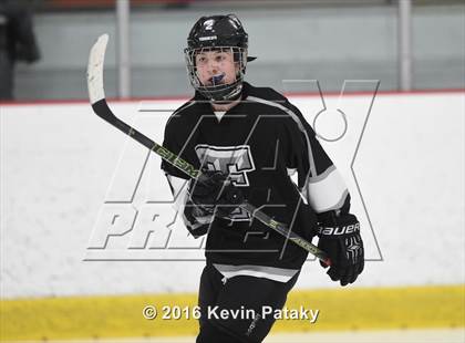 Thumbnail 3 in Tri-Town @ Lyman Hall/Haddam-Killingworth/Coginchaug (CIAC D3 1st Round) photogallery.