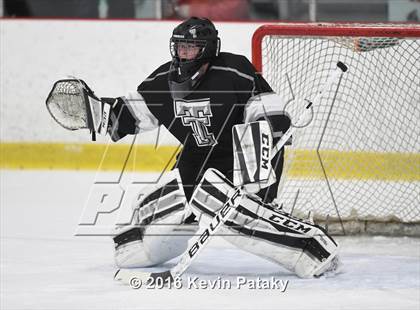 Thumbnail 3 in Tri-Town @ Lyman Hall/Haddam-Killingworth/Coginchaug (CIAC D3 1st Round) photogallery.