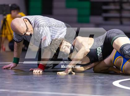 Thumbnail 3 in Stadium @ Kentwood photogallery.