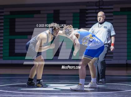 Thumbnail 3 in Stadium @ Kentwood photogallery.