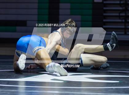 Thumbnail 1 in Stadium @ Kentwood photogallery.
