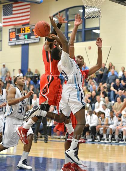 Thumbnail 2 in Lake Highland Prep @ Berkeley Prep (Berkely Basketball Invitational) photogallery.