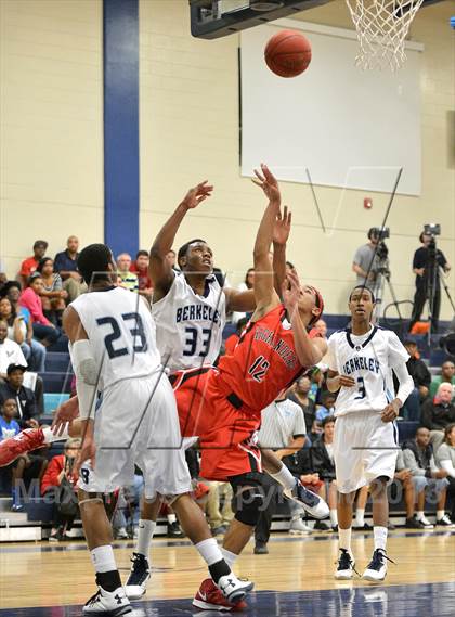 Thumbnail 2 in Lake Highland Prep @ Berkeley Prep (Berkely Basketball Invitational) photogallery.