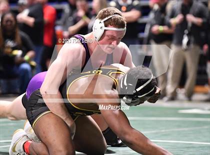 Thumbnail 1 in UIL 5A/6A State Championships - Session 2 photogallery.