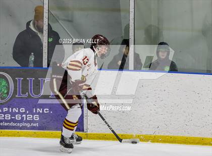 Thumbnail 1 in Catholic Memorial vs Boston College High (Catholic Conference Showcase) photogallery.