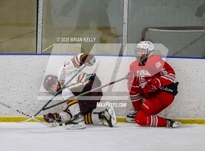 Thumbnail 1 in Catholic Memorial vs Boston College High (Catholic Conference Showcase) photogallery.