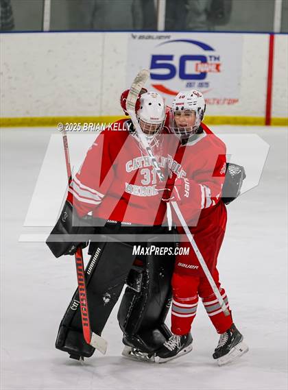 Thumbnail 2 in Catholic Memorial vs Boston College High (Catholic Conference Showcase) photogallery.