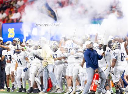 Thumbnail 2 in Thomas County Central vs Gainesville (GHSA AAAAA Championship) photogallery.