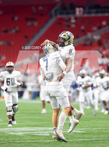 Thumbnail 2 in Thomas County Central vs Gainesville (GHSA AAAAA Championship) photogallery.