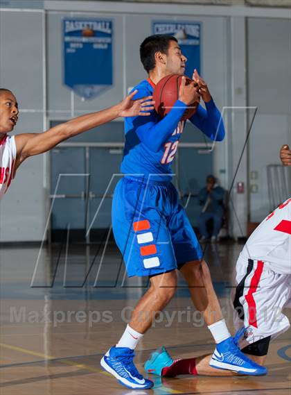 Thumbnail 1 in Lincoln vs. St. Joseph Notre Dame (Bruin Shootout) photogallery.