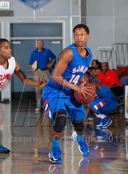 Thumbnail 2 in Lincoln vs. St. Joseph Notre Dame (Bruin Shootout) photogallery.