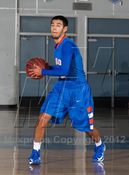 Thumbnail 2 in Lincoln vs. St. Joseph Notre Dame (Bruin Shootout) photogallery.