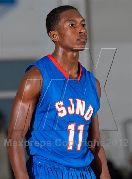 Thumbnail 1 in Lincoln vs. St. Joseph Notre Dame (Bruin Shootout) photogallery.