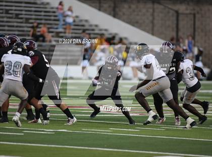 Thumbnail 2 in Garland @ Rowlett photogallery.