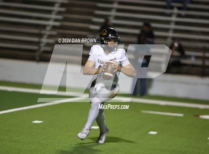 Thumbnail 3 in Garland @ Rowlett photogallery.