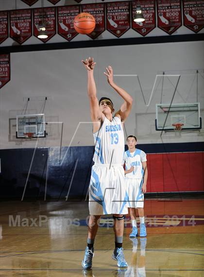 Thumbnail 3 in Salesian vs. Dorsey  (Lancers Hoops Classic Showcase) photogallery.