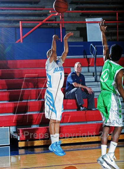 Thumbnail 3 in Salesian vs. Dorsey  (Lancers Hoops Classic Showcase) photogallery.