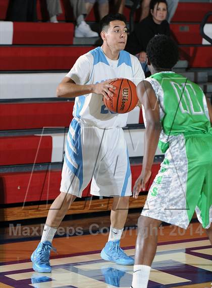 Thumbnail 1 in Salesian vs. Dorsey  (Lancers Hoops Classic Showcase) photogallery.