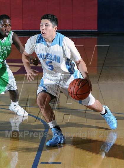 Thumbnail 3 in Salesian vs. Dorsey  (Lancers Hoops Classic Showcase) photogallery.