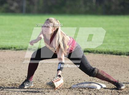 Thumbnail 1 in East Windsor @ Windsor Locks photogallery.