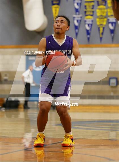 Thumbnail 3 in Roseville vs. Washington Union (NorCal Tip Off) photogallery.