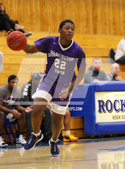 Thumbnail 1 in Roseville vs. Washington Union (NorCal Tip Off) photogallery.