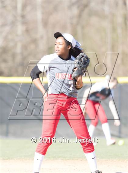 Thumbnail 1 in Southaven vs. Center Hill photogallery.