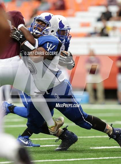 Thumbnail 3 in Johnson City vs. Batavia (Kickoff Classic) photogallery.