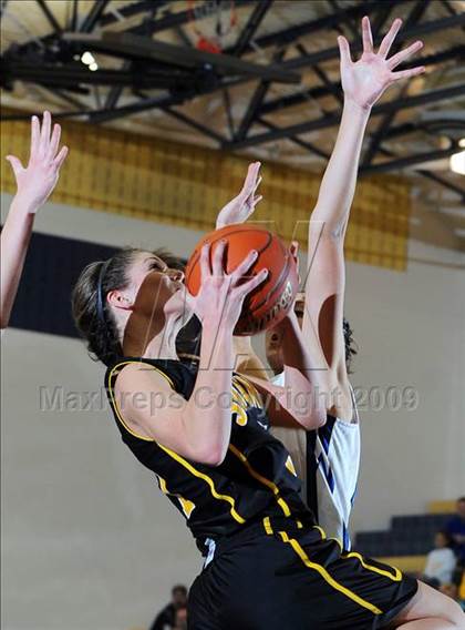 Thumbnail 3 in Solanco vs. Lampeter-Strasburg photogallery.