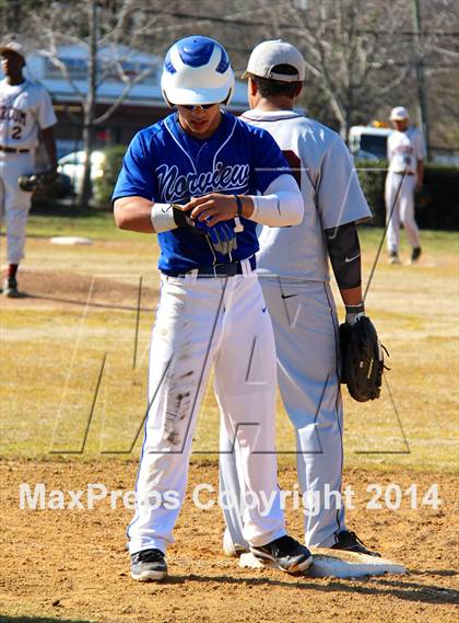 Thumbnail 1 in Norcom @ Norview photogallery.
