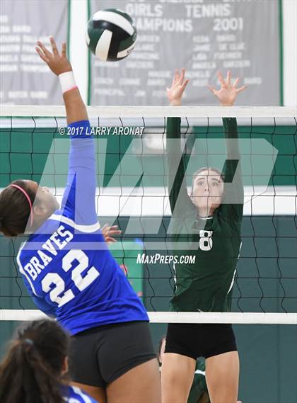 Thumbnail 2 in Templeton @ Lompoc photogallery.