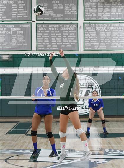 Thumbnail 1 in Templeton @ Lompoc photogallery.