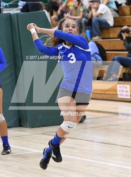 Thumbnail 2 in Templeton @ Lompoc photogallery.