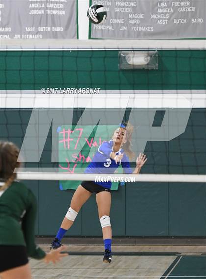 Thumbnail 1 in Templeton @ Lompoc photogallery.